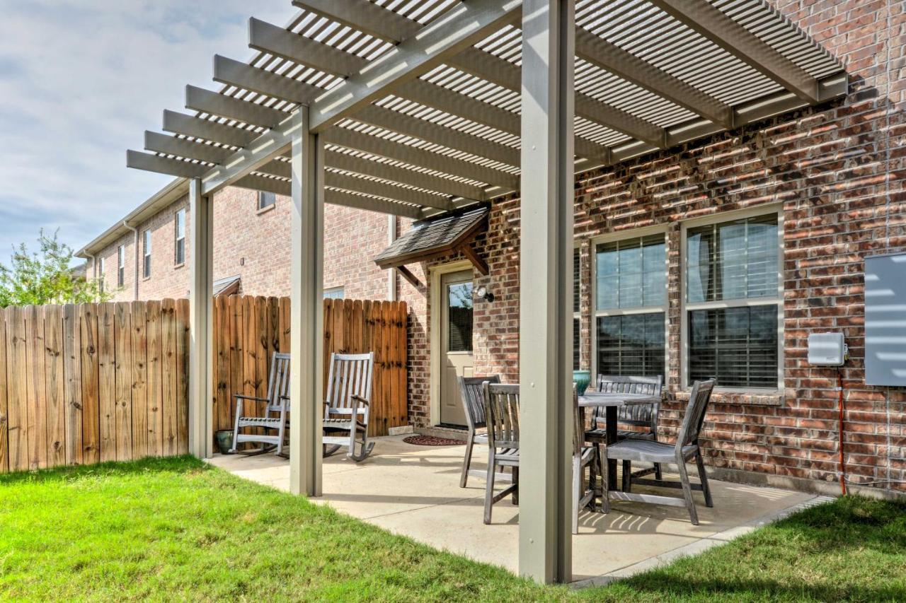 College Station Townhouse With Private Patio Villa Eksteriør bilde